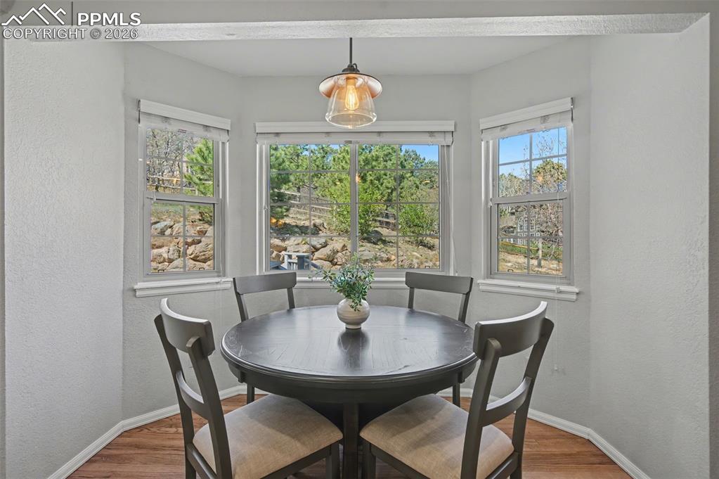 5376 Cliff Point Circle