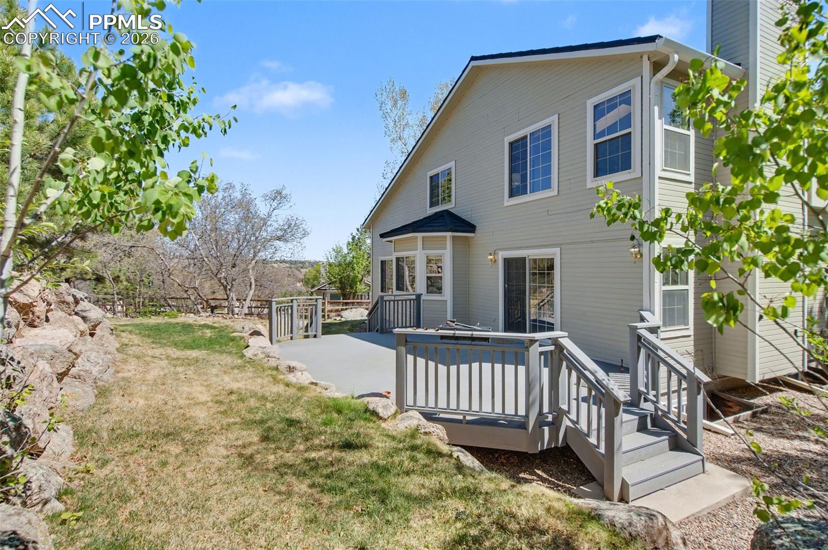 5376 Cliff Point Circle