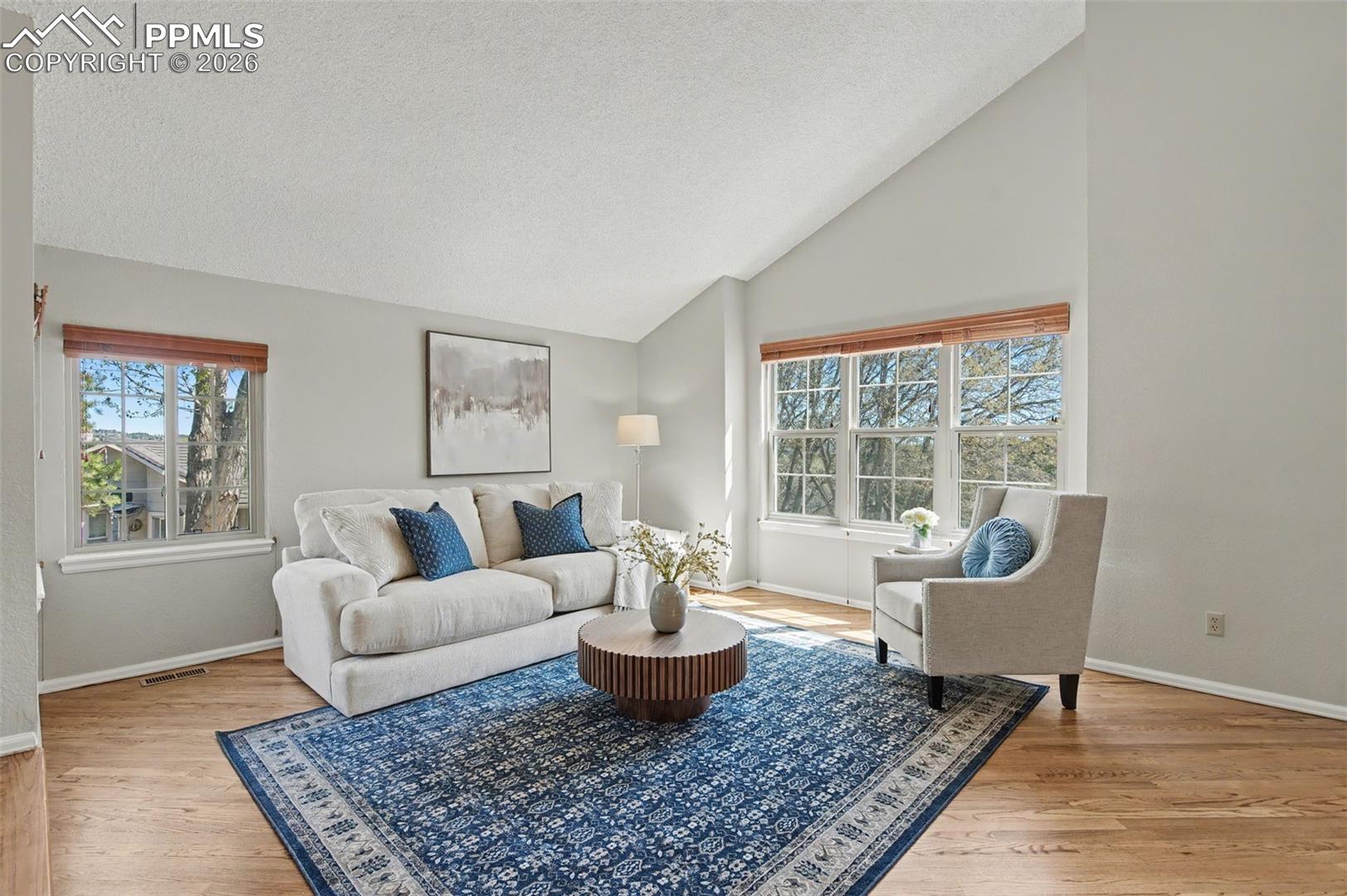 5376 Cliff Point Circle