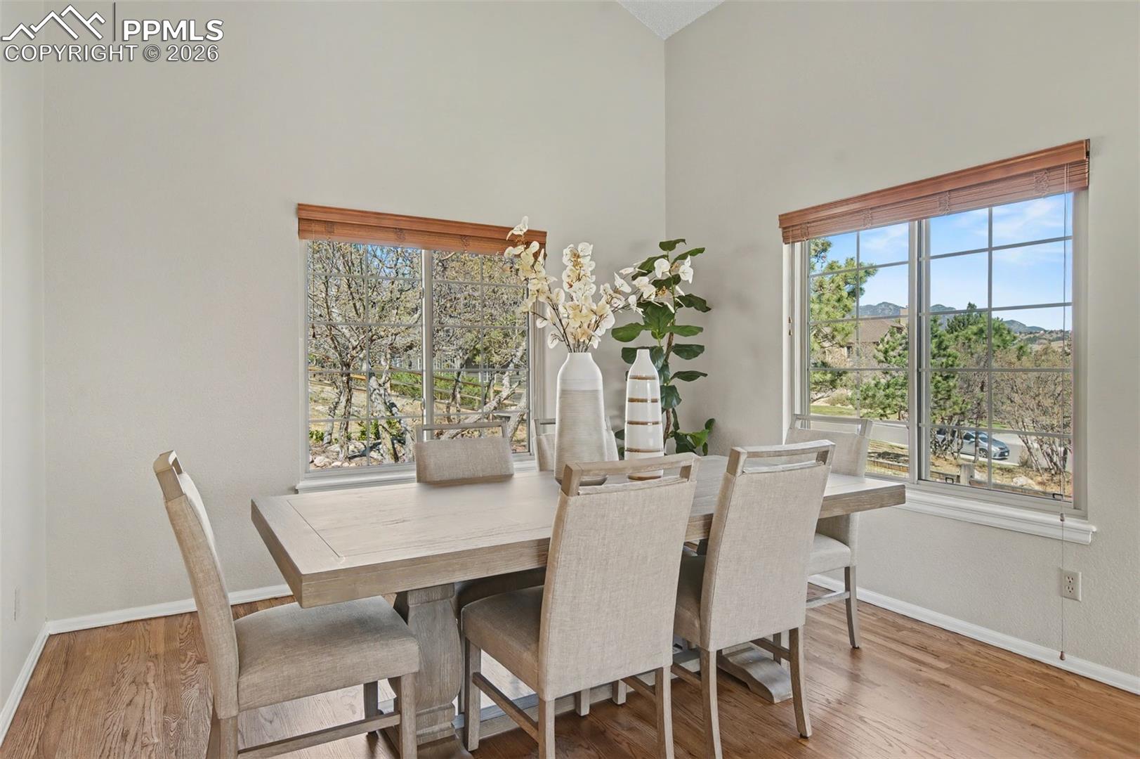 5376 Cliff Point Circle