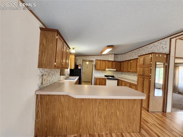 400 Pikes Peak Lane