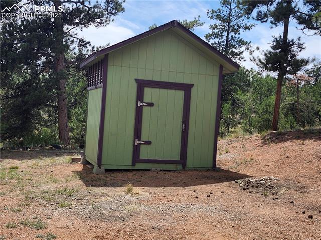 400 Pikes Peak Lane