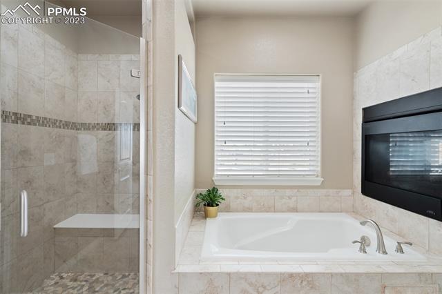 6849 Black Saddle Drive