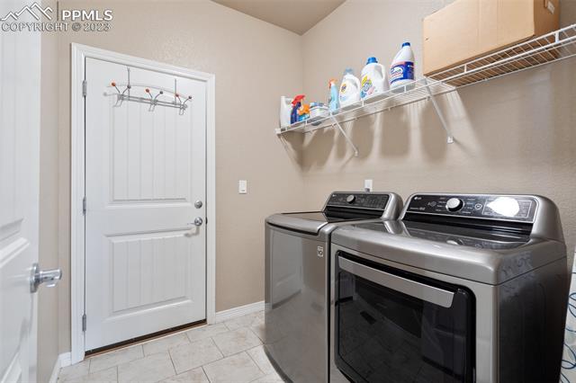 6849 Black Saddle Drive