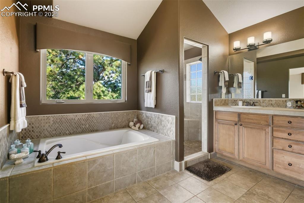 1163 Greenland Forest Drive