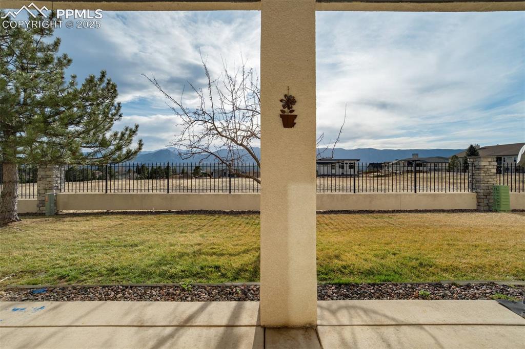 14330 Eagle Villa Grove