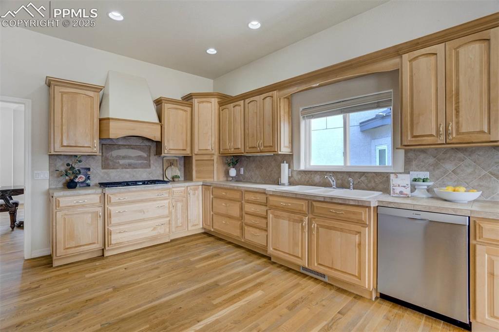 14330 Eagle Villa Grove