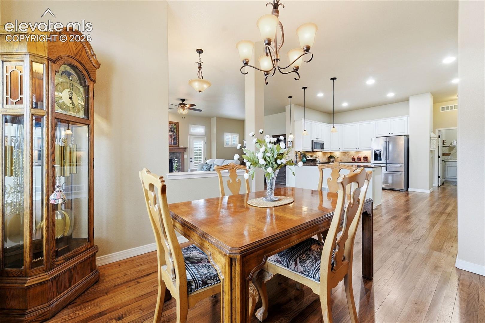 12909 Cupcake Heights