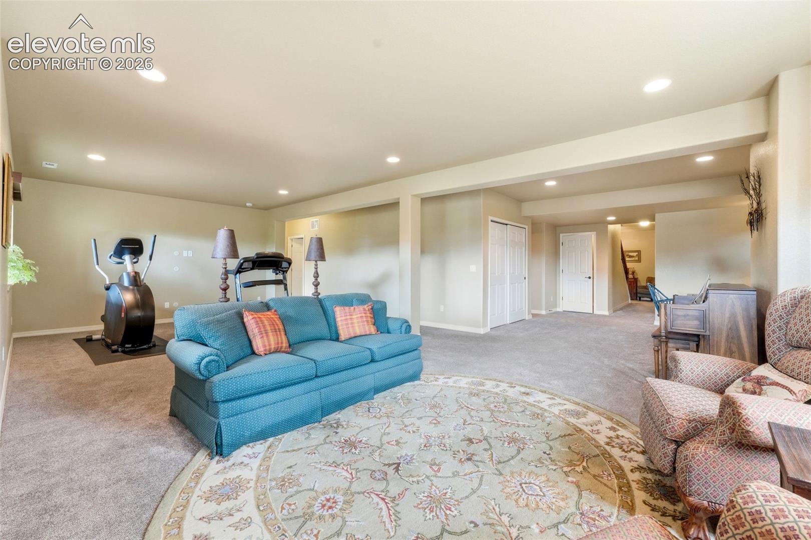 12909 Cupcake Heights
