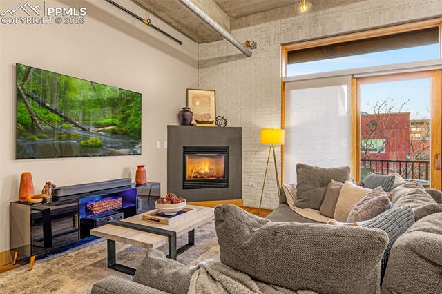 101 N Tejon Street 280