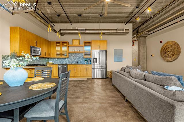 101 N Tejon Street 280