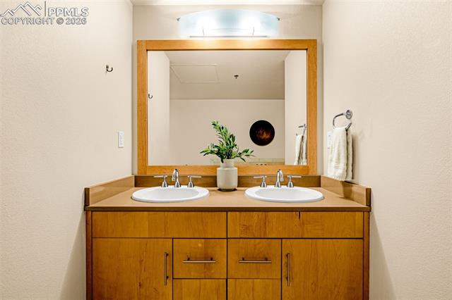 101 N Tejon Street 280