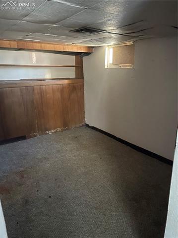 927 W 12th Street
