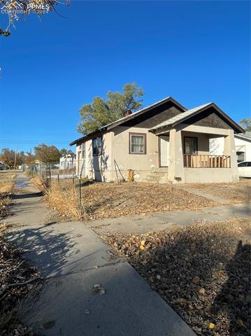 927 W 12th Street