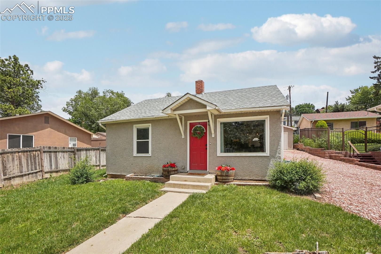 2220 W Uintah Street