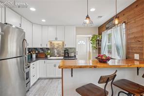 2220 W Uintah Street