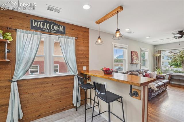 2220 W Uintah Street