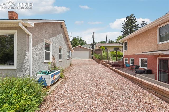 2220 W Uintah Street