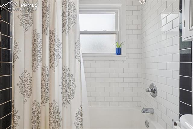 2220 W Uintah Street