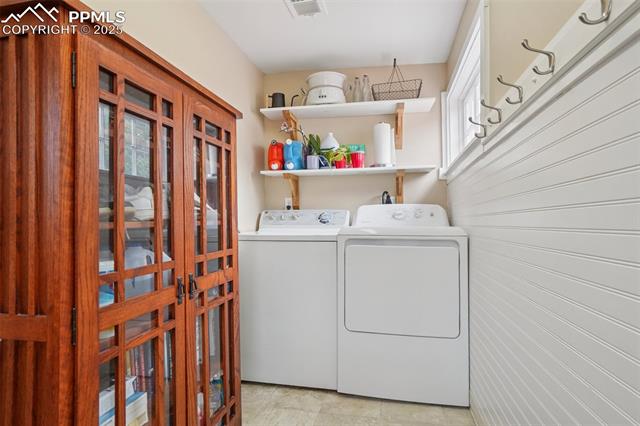 2220 W Uintah Street