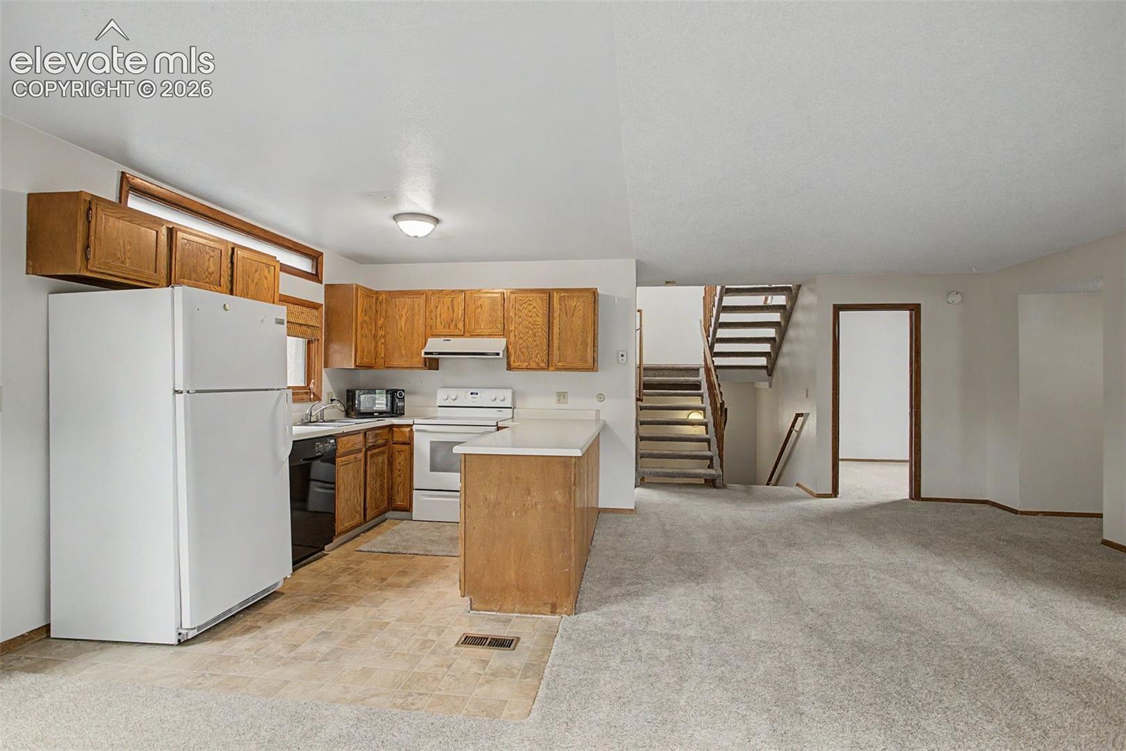 869 Pebblewood Drive