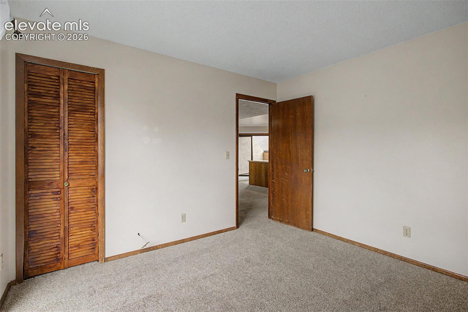 869 Pebblewood Drive