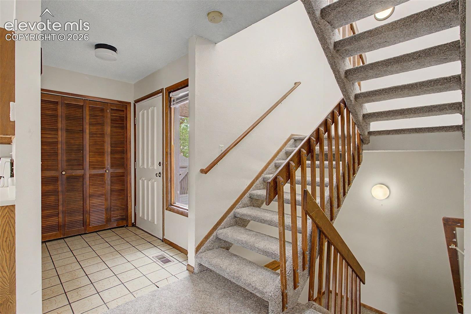 869 Pebblewood Drive