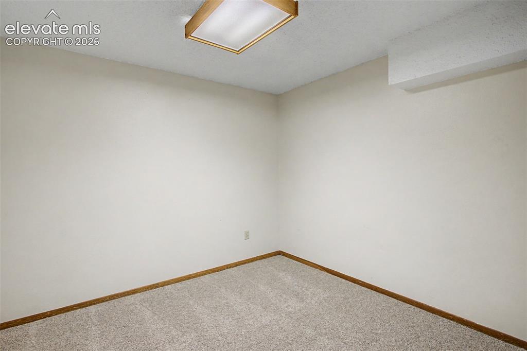 869 Pebblewood Drive