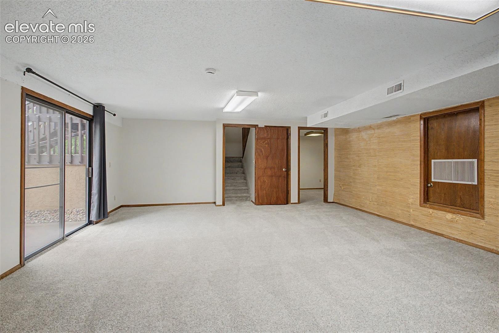 869 Pebblewood Drive