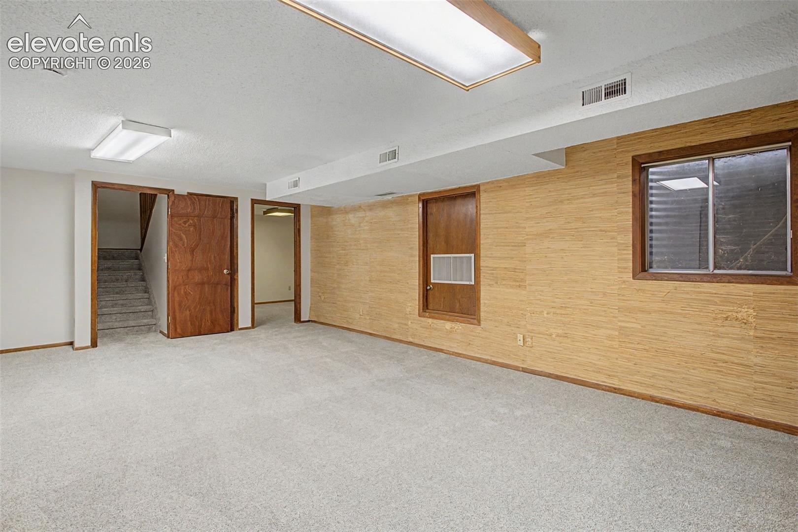869 Pebblewood Drive
