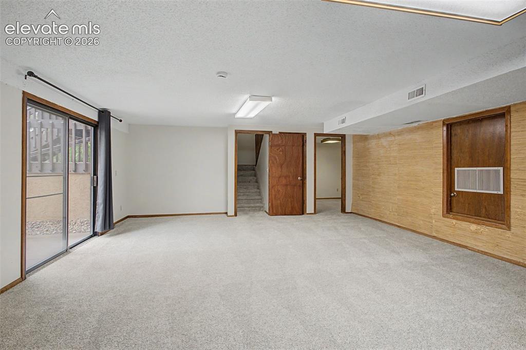 869 Pebblewood Drive