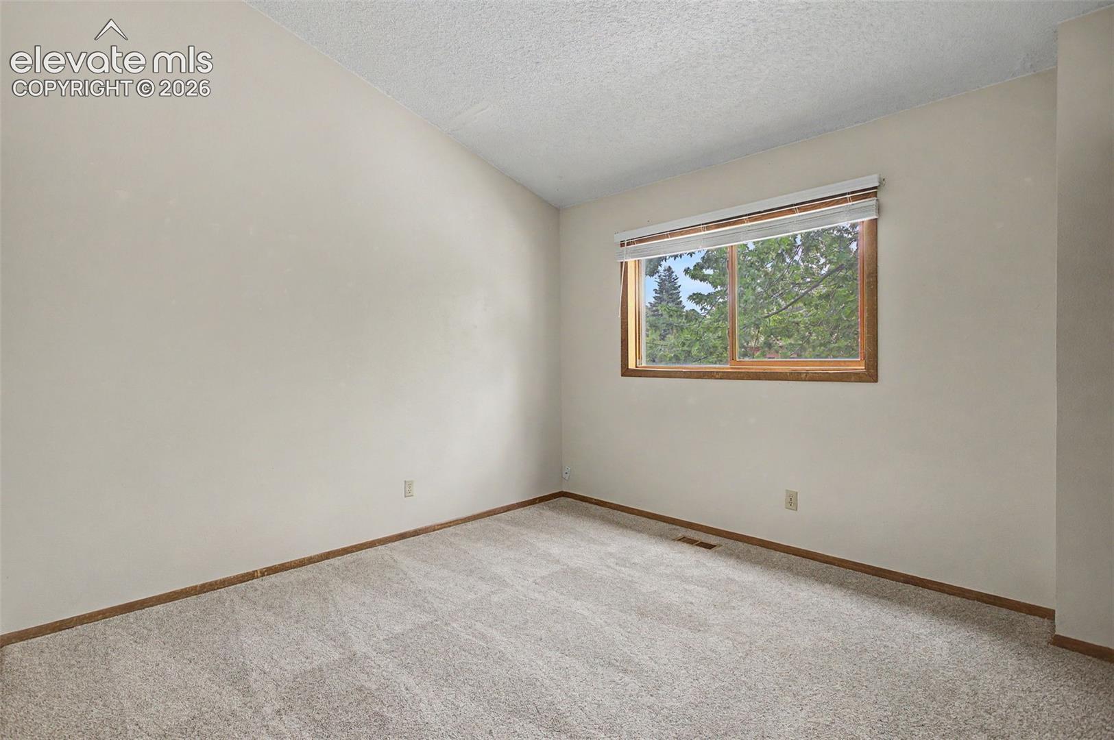 869 Pebblewood Drive