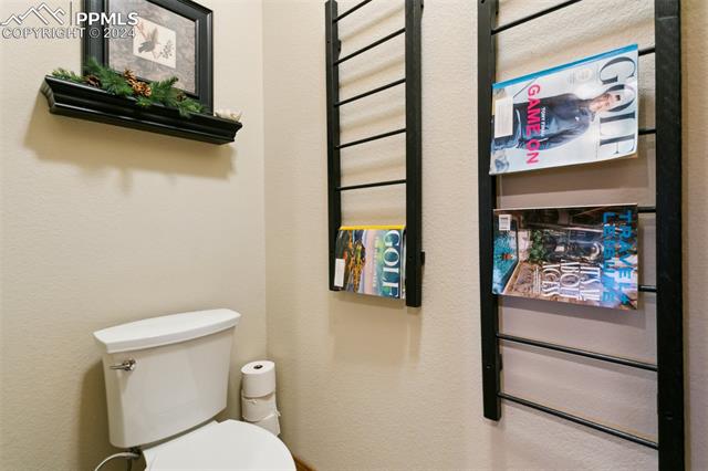 5470 ROUNDUP RIDGE Road