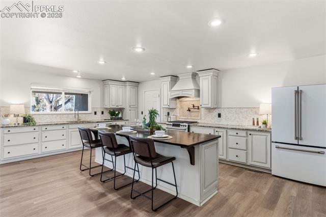 6934 Cedarwood Circle