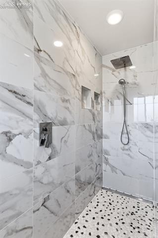 6934 Cedarwood Circle