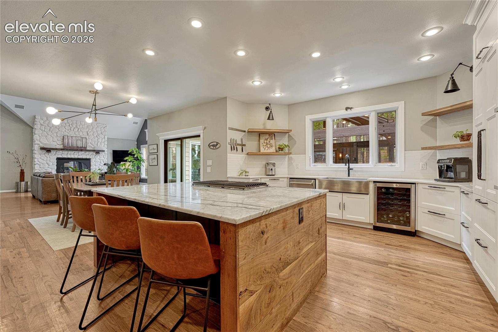 165 King Arthurs Knoll NA