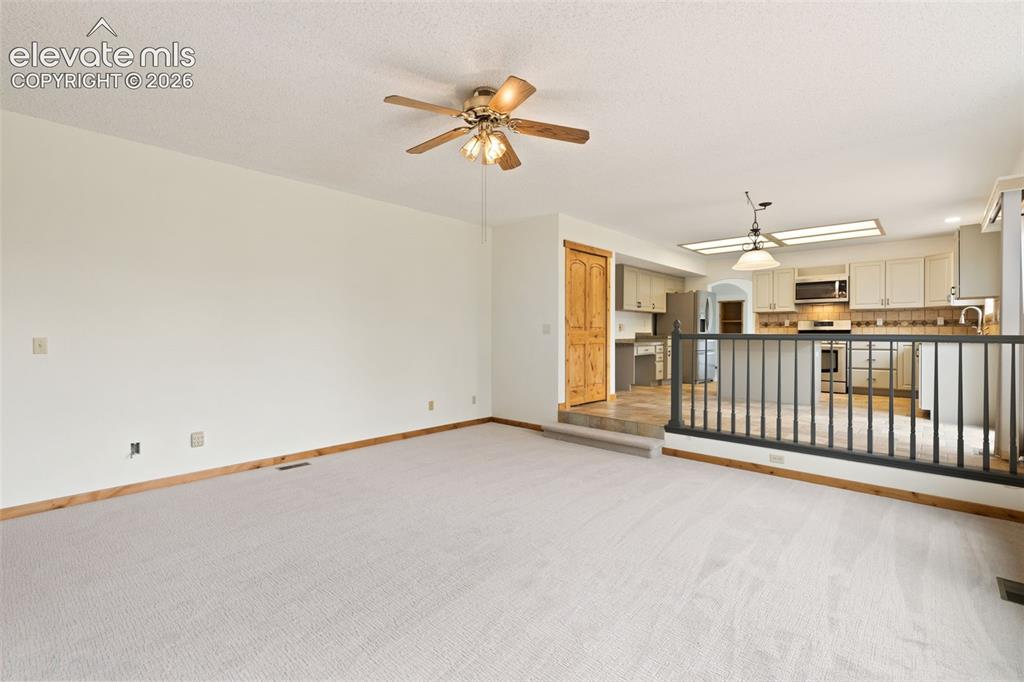 2015 Manning Way