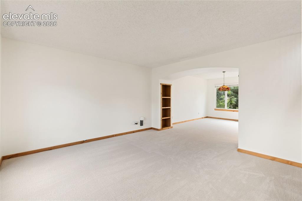2015 Manning Way