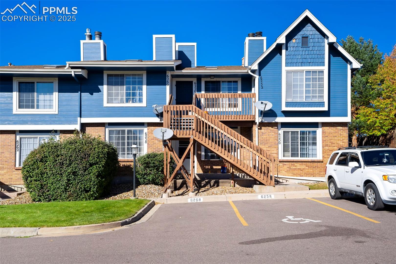 6254 Village Lane