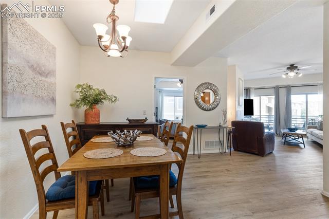 1816 Montura View 204