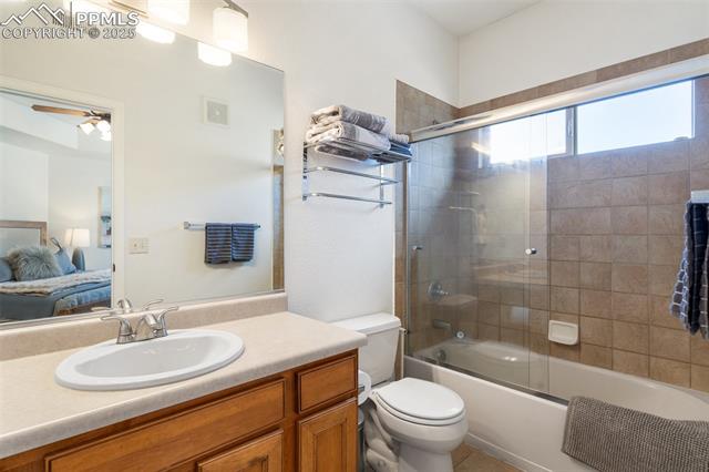 1816 Montura View 204