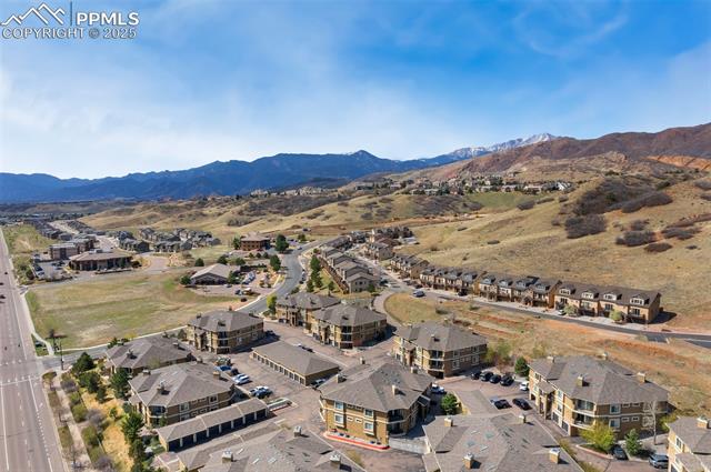 1816 Montura View 204