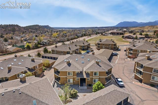 1816 Montura View 204