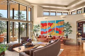 2854 Stratton Forest Heights