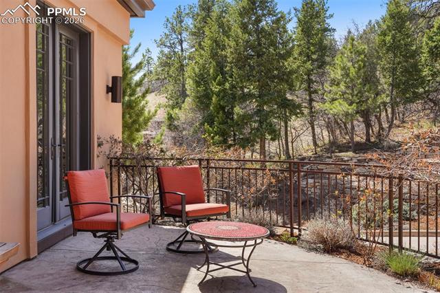 2854 Stratton Forest Heights