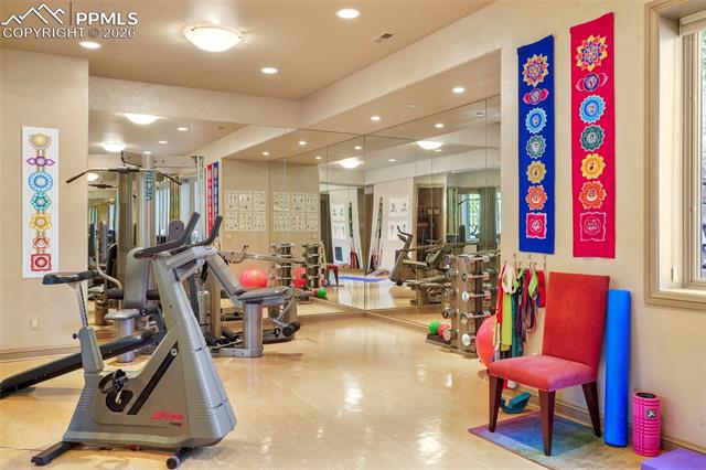 2854 Stratton Forest Heights