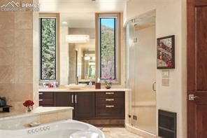 2854 Stratton Forest Heights