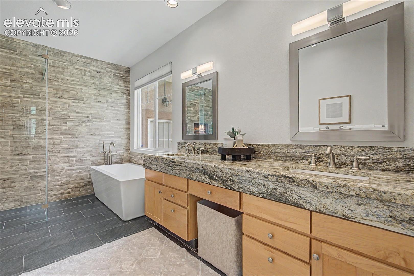 2528 Willow Glen Drive