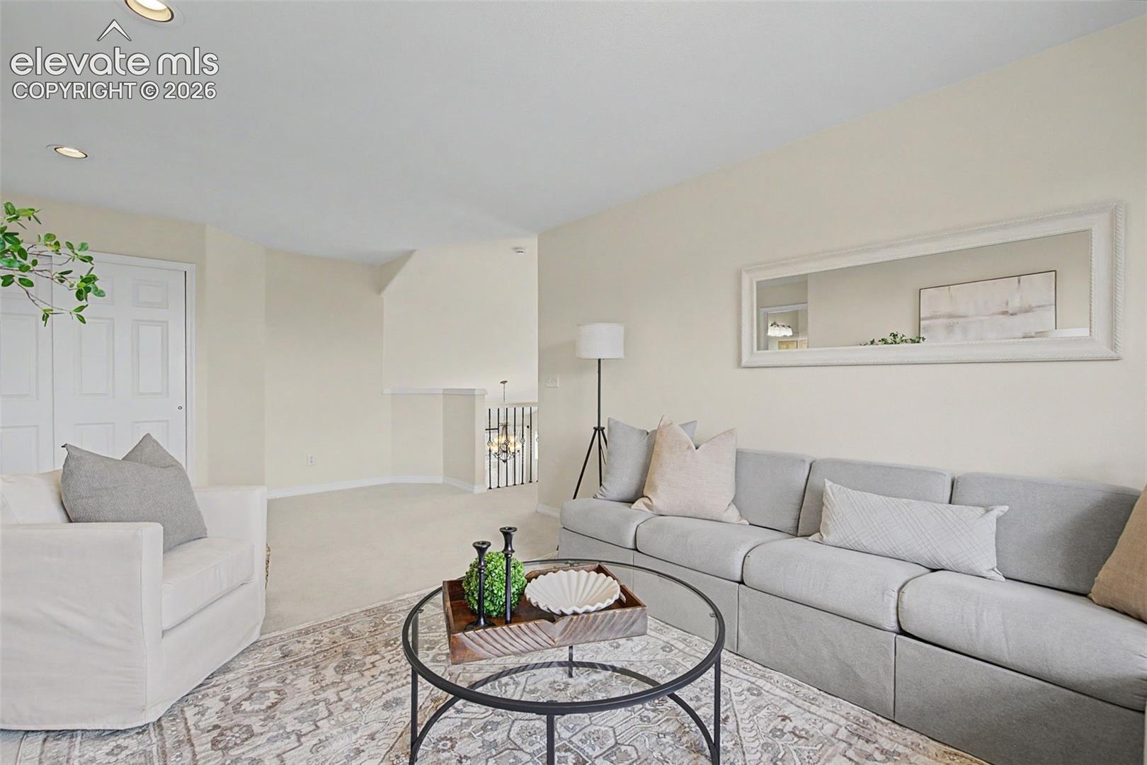 2528 Willow Glen Drive