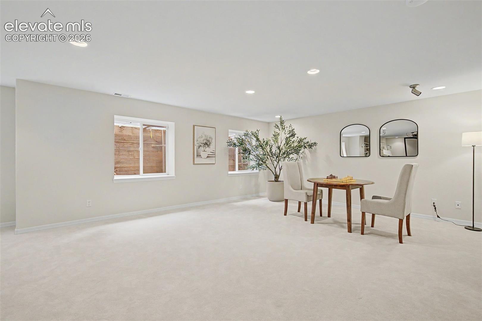 2528 Willow Glen Drive